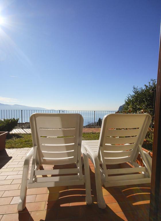 Residence Mirena - Rebomaholidays Tignale Εξωτερικό φωτογραφία