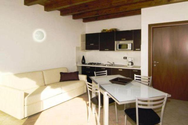 Residence Mirena - Rebomaholidays Tignale Εξωτερικό φωτογραφία